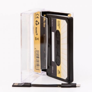Cassette Power Bank - Cassette Power Bank in der Gruppe Merch Neuheiten bei Bengans Skivbutik AB (4074174)