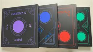 Monsta X - Mini Album [ONE OF A KIND] 4 Set Ver. in der Gruppe Minishops / K-Pop Minishops / Monsta X bei Bengans Skivbutik AB (4109352)
