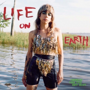 HURRAY FOR THE RIFF RAFF - LIFE ON EARTH (VINYL) in der Gruppe UNSERE TIPPS / Årsbästalistor 2022 / Uncut 22 bei Bengans Skivbutik AB (4117850)