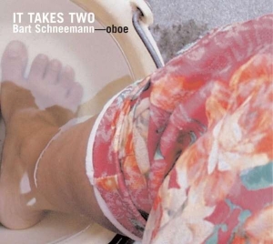 Astor Piazzolla György Kurtág - It Takes Two in der Gruppe CD bei Bengans Skivbutik AB (4120350)