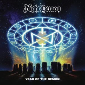 Night Demon - Year Of The Demon in der Gruppe CD / Hårdrock bei Bengans Skivbutik AB (4134679)