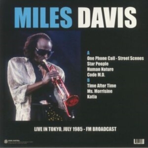 Davis Miles - Live In Tokyo, July 1985 in der Gruppe Minishops / Miles Davis bei Bengans Skivbutik AB (4135532)