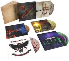 Devildriver - Clouds Over California : The S in der Gruppe -Start Box bei Bengans Skivbutik AB (4171675)