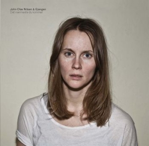 John Olav Nilsen & Gjengen - Det Nærmeste Du Kommer (Vinyl Lp) in der Gruppe VINYL / Pop-Rock bei Bengans Skivbutik AB (4171905)