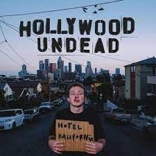 Hollywood Undead - Hotel Kalifornia in der Gruppe CD / Pop-Rock bei Bengans Skivbutik AB (4172525)