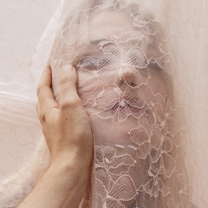 Alison Sudol - Still Come The Night in der Gruppe VINYL / Pop-Rock bei Bengans Skivbutik AB (4178776)