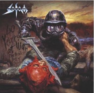 Sodom - 40 Years At War - Greatest Hell Of in der Gruppe VINYL / Hårdrock bei Bengans Skivbutik AB (4182269)