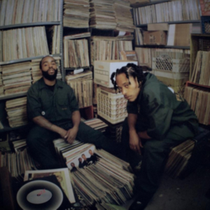 Pink Siifu & Fly Anakin - Fly Siify - Smokebreak EP in der Gruppe VINYL / Vinyl RnB-Hiphop bei Bengans Skivbutik AB (4195051)