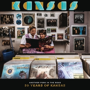 Kansas - Another Fork In The Road - 50 Years Of Kansas in der Gruppe CD bei Bengans Skivbutik AB (4199145)
