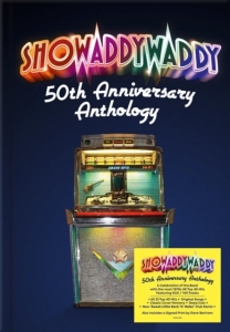 Showaddywaddy - Anthology (Signed Edition) in der Gruppe CD / Pop-Rock bei Bengans Skivbutik AB (4207546)