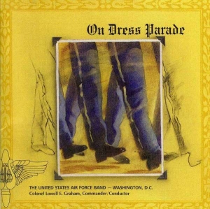 United States Air Force Band - On Dress Parade in der Gruppe Externt_Lager / Naxoslager bei Bengans Skivbutik AB (4219355)
