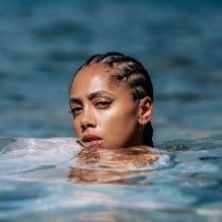 Jayda G - Guy (Ltd. Colour M/F Recycled Vinyl in der Gruppe VINYL / Dance-Techno,Elektroniskt bei Bengans Skivbutik AB (4230334)