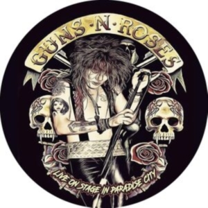Guns N' Roses - Live On Stage In Paradise City in der Gruppe Övrigt /  bei Bengans Skivbutik AB (4256876)