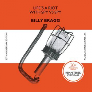 Bragg Billy - Life'S A Riot With Spy Vs Spy (30Th Anniversary Edition/Color Vinyl) (Rsd) in der Gruppe UNSERE TIPPS / Record Store Day / RSD 2022 - Part 2 bei Bengans Skivbutik AB (4257657)