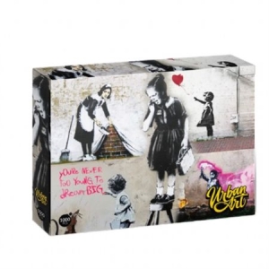 Banksy - Banksy Girl On A Stool (1000Pc) Puzzle in der Gruppe Labels /  bei Bengans Skivbutik AB (4264581)