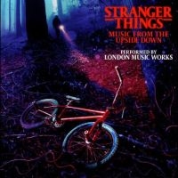 City Of Prague Philharmonic Orchest - Stranger Things (Red & Blue Vinyl) in der Gruppe VINYL / Pop-Rock bei Bengans Skivbutik AB (4265152)