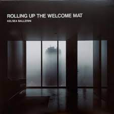 Ballerini Kelsea - Rolling Up The Welcome Mat (Clear S in der Gruppe VINYL / Country bei Bengans Skivbutik AB (4265748)