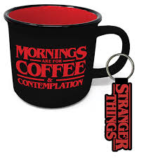 Stranger things mug & keychain gift set in der Gruppe MERCHANDISE / Merch / Film-Musikal bei Bengans Skivbutik AB (4266751)