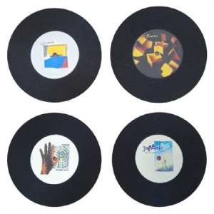 Genesis - The Last Domino? Coaster S in der Gruppe MERCHANDISE / Merch / Pop-Rock bei Bengans Skivbutik AB (4283185)