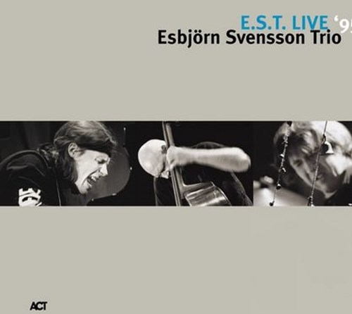 Svensson EsbjÃ¶rn/E.S.T. - E.S.T. Live â95 (Green 2Lp) in der Gruppe VINYL bei Bengans Skivbutik AB (4284442)
