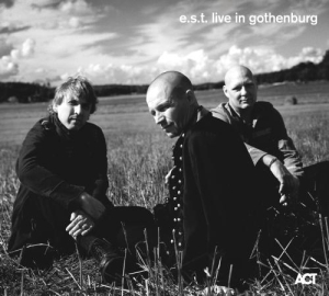 Svensson Esbjörn/E.S.T. - E.S.T. Live In Gothenburg (Red 3Lp) in der Gruppe CRM - Svensk jazz både lp och cd bei Bengans Skivbutik AB (4284443)