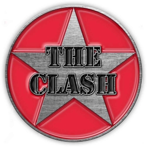 The Clash - Military Logo Pin Badge in der Gruppe MERCHANDISE / Merch / Punk bei Bengans Skivbutik AB (4284675)
