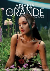 Ariana Grande - 2023 Unofficial Calendar in der Gruppe CDON - Exporterade Artiklar_Manuellt / Kalendrar_CDON_exporterade bei Bengans Skivbutik AB (4287467)