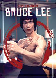 Bruce Lee 2023 Unofficial Calendar in der Gruppe Labels /  bei Bengans Skivbutik AB (4287539)