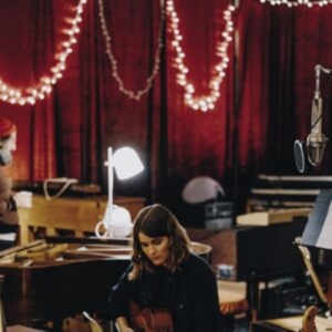 Youngs Jenny Owen - Avalanche in der Gruppe CD / World Music bei Bengans Skivbutik AB (4290574)