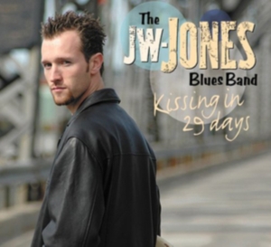Jw-Jones Blues Band - Kissing In 29 Days in der Gruppe CD / Jazz bei Bengans Skivbutik AB (4295281)