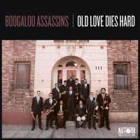 Boogaloo Assassins - Old Love Dies Hard (Red & Black Mar in der Gruppe VINYL bei Bengans Skivbutik AB (4298230)