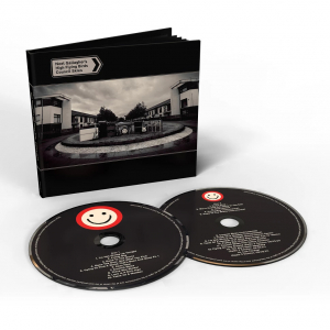 Noel Gallagher's High Flying Birds - Council Skies (Deluxe 2CD) in der Gruppe CD / Pop-Rock bei Bengans Skivbutik AB (4322294)