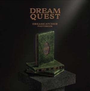 DREAMCATCHER - DREAMCATCHER OFFICIAL PHOTOBOOK DREAMQUE in der Gruppe CDON - Exporterade Artiklar_Manuellt / Merch_CDON_exporterade bei Bengans Skivbutik AB (4404777)