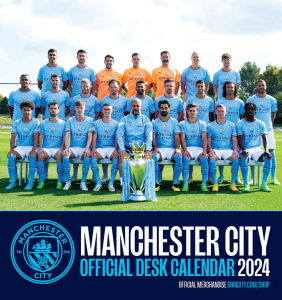 Manchester City Fc - Manchester City Fc 2024 Desk Easel in der Gruppe CDON - Exporterade Artiklar_Manuellt / Merch_CDON_exporterade bei Bengans Skivbutik AB (4406381)