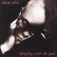 Elton John - Sleeping With The Pa in der Gruppe CD / Pop-Rock bei Bengans Skivbutik AB (525687)