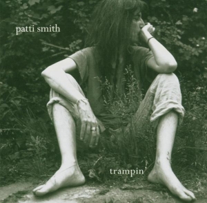 Smith Patti - Trampin' in der Gruppe Övrigt / bei Bengans Skivbutik AB (530324)