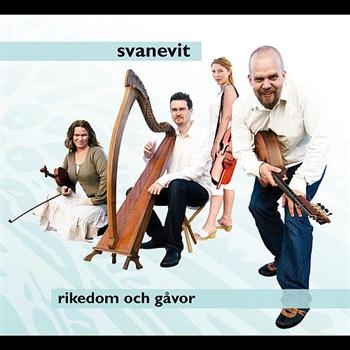 Svanevit - Rikedom Och Gåvor in der Gruppe CD / Worldmusic/ Folkmusik bei Bengans Skivbutik AB (543031)