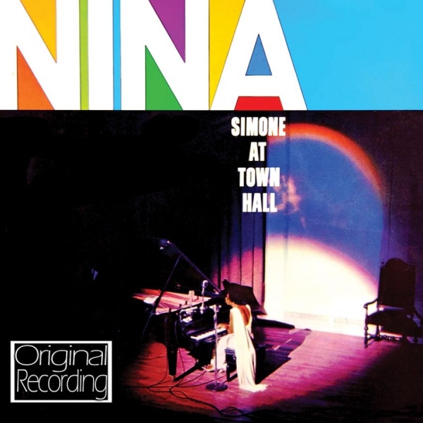 Simone Nina - Nina Simone At Town Hall in der Gruppe CD / Bestseller bei Bengans Skivbutik AB (546440)