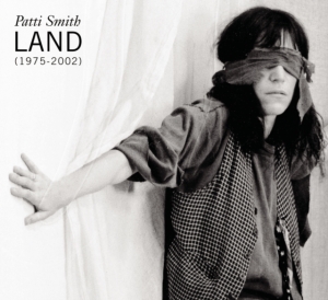 Smith Patti - Land (1975-2002) in der Gruppe Övrigt /  bei Bengans Skivbutik AB (547757)