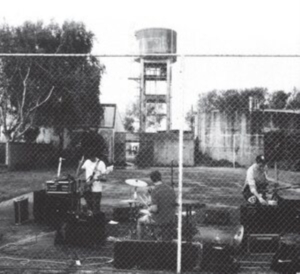 Royal Headache - Royal Headache (Clear Vinyl) in der Gruppe VINYL bei Bengans Skivbutik AB (5505938)