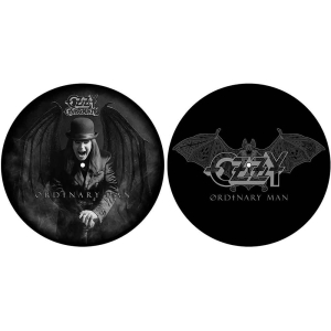 Ozzy Osbourne - Turntable Slipmat Set : Ordinary Man in der Gruppe MERCHANDISE / Merch / Pop-Rock bei Bengans Skivbutik AB (5519129)