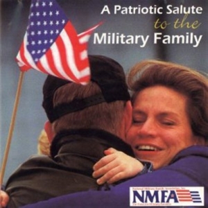 Various - A Patriotic Salute in der Gruppe CD bei Bengans Skivbutik AB (552417)
