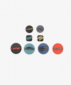 J-Hope - Hope On the Street Vol 1 (Badge) in der Gruppe MERCHANDISE / Merch / K-Pop bei Bengans Skivbutik AB (5535843)