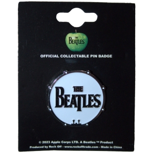 The Beatles - Drum Logo Pin Badge in der Gruppe MERCHANDISE / Merch / Pop-Rock bei Bengans Skivbutik AB (5537424)