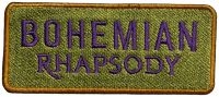 Queen - Patch Bohemian Rhapsody (4,1 X 9,5 in der Gruppe MERCHANDISE / Stoffaufnäher / Pop-Rock bei Bengans Skivbutik AB (5538319)
