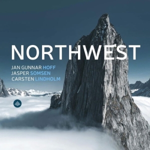 Jan Gunnar Hoff & Jasper Somsen & Carsten Lindholm - Northwest in der Gruppe CD bei Bengans Skivbutik AB (5539473)