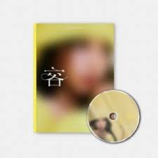 Solar - 1ST Mini : FACE (FACE ver) in der Gruppe CD / K-Pop bei Bengans Skivbutik AB (5550092)
