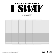 (G)i-dle - I sway (Poca)  (Random Ver.) in der Gruppe MERCHANDISE / Merch+Code / K-Pop bei Bengans Skivbutik AB (5556092)