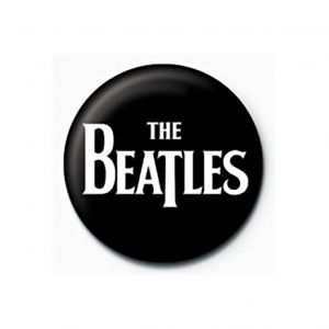 The Beatles  - White Logo Pinbadge in der Gruppe MERCHANDISE / Merch / Pop-Rock bei Bengans Skivbutik AB (5556242)