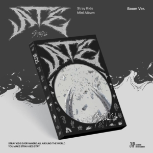 Stray Kids - Ate (Boom Ver.) in der Gruppe CD / K-Pop,Pop-Rock bei Bengans Skivbutik AB (5557311)